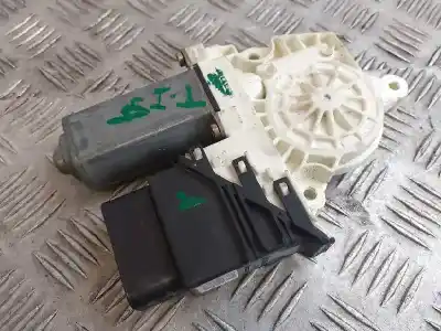 Pezzo di ricambio per auto di seconda mano motore alzacristalli posteriore sinistro per seat leon (1m1) 1.9 tdi riferimenti oem iam 101389102  