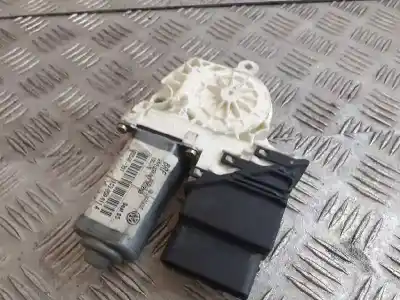 Second-hand car spare part Rear Left Window Motor for SEAT LEON (1M1) 1.9 TDI OEM IAM references 101389102  