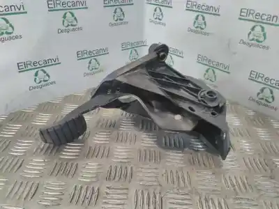 Pièce détachée automobile d'occasion PÉDALE D'EMBRAYAGE pour RENAULT LAGUNA II (BG0)  Références OEM IAM 8200002856  