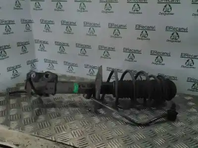 Автозапчастина б/у передній правий амортизатор для TOYOTA YARIS (KSP9/SCP9/NLP9) * Посилання на OEM IAM   