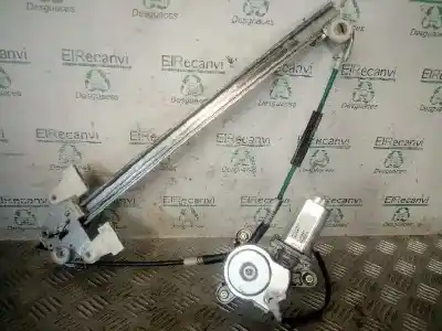 Pezzo di ricambio per auto di seconda mano Alzacristalli Anteriore Destro per OPEL AGILA Básico Riferimenti OEM IAM 08206371 2 PINS 