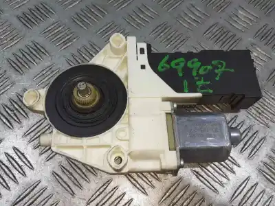 Tweedehands auto-onderdeel Motor Links Voor Ruit voor PEUGEOT 407 SW Premium OEM IAM-referenties 0130822200  
