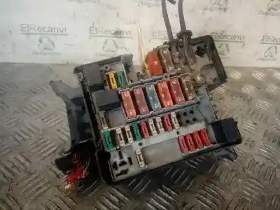 İkinci el araba yedek parçası röle/sigorta kutusu için peugeot 206 berlina xs oem iam referansları 9641324680  2267