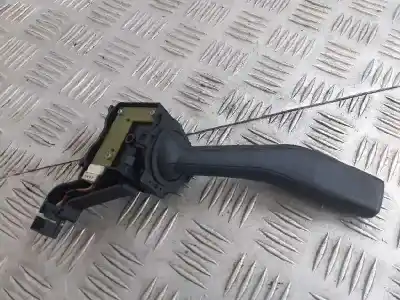 Second-hand car spare part indicator switch for audi a3 (8p1) 2.0 tdi 16v oem iam references 1k0953513  