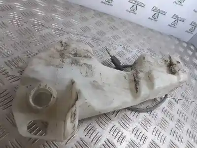 Peça sobressalente para automóvel em segunda mão depósito do limpa vidros por ford puma (cce) 1.7 16v cat referências oem iam 97fb17b613ad