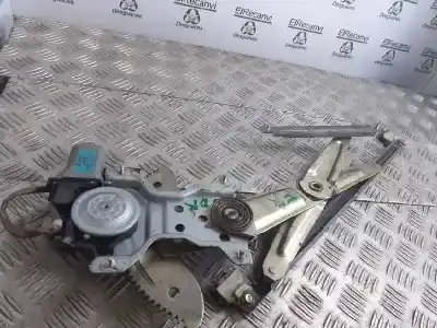 Piesă de schimb auto la mâna a doua mecanism acționare geam fațã dreapta pentru kia carens 1.8 monovolumen referințe oem iam 