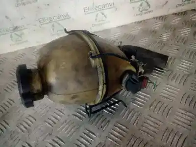 Second-hand car spare part coolant expansion tank for citroen c15 12.37/473.5 oem iam references 9559318360