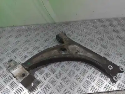 Piesă de schimb auto la mâna a doua BRAȚ SUSPENSIE INFERIOR DREAPTA FAȚÃ pentru VOLKSWAGEN PASSAT BERLINA (3C2)  Referințe OEM IAM 3C0407153B  