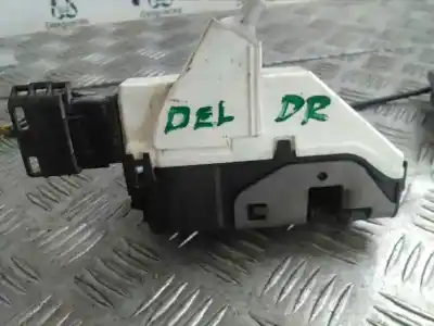 Peça sobressalente para automóvel em segunda mão fechadura da porta dianteira direita por peugeot 308 confort referências oem iam   