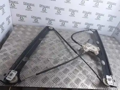 Pièce détachée automobile d'occasion Léve Glace Avant Gauche pour MERCEDES VANEO (W414) FURGONETA COMPACTA 1.7 CDI Vaneo (414.700) Références OEM IAM A4147200546  
