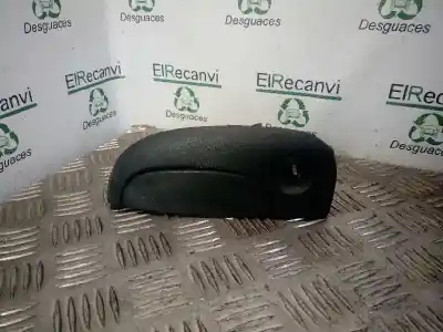 Автозапчастина б/у ліва передня зовнішня ручка для RENAULT KANGOO (F/KC0) Authentique 4X4 Посилання на OEM IAM 7700354478  