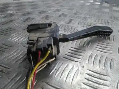 Second-hand car spare part indicator switch for opel corsa a básico oem iam references 090320305  