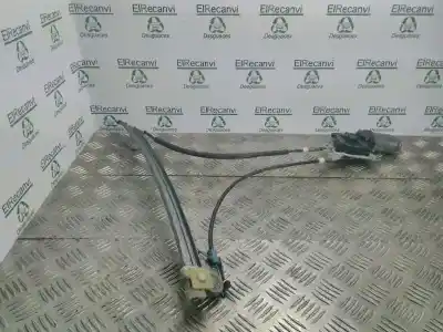 Second-hand car spare part PASSENGER SIDE RIGHT WINDOW REGULATOR for RENAULT CLIO II FASE I (B/CBO)  OEM IAM references 400672  2 PINS