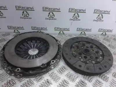 Pezzo di ricambio per auto di seconda mano Kit Frizione per OPEL COMBO Cargo Riferimenti OEM IAM 323058610  