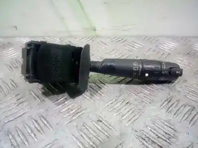 Recambio de automóvil de segunda mano de MANDO LIMPIA para PEUGEOT 406 BREAK (S1/S2)  referencias OEM IAM 96205589ZL  