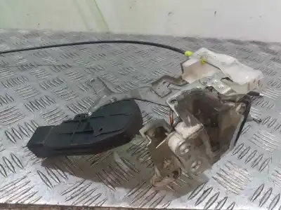 Автозапчасти б/у замок передней правой двери за peugeot 107 (pm_, pn_) 1.4 hdi ссылки oem iam 