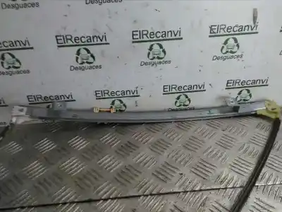 Peça sobressalente para automóvel em segunda mão Elevador De Vidros Dianteira Esquerda por RENAULT CLIO II FASE II (B/CB0) Base Authentique 75 CV / 55 KW Referências OEM IAM 400733B  2 PINS