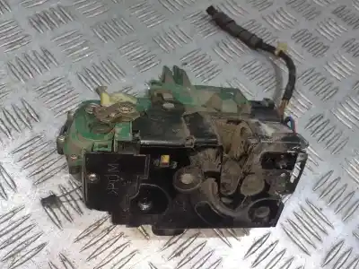 Peça sobressalente para automóvel em segunda mão fechadura da porta dianteira esquerda por skoda octavia i combi (1u5) 1.9 tdi referências oem iam 