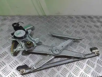 Pezzo di ricambio per auto di seconda mano Alzacristalli Anteriore Destro per TOYOTA YARIS (NCP1/NLP1/SCP1) 1.0 Linea Luna Riferimenti OEM IAM 8571052030  2 PINS