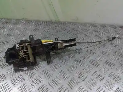 Peça sobressalente para automóvel em segunda mão puxador exterior dianteiro esquerdo por bmw serie 1 berlina (e81/e87) 118i referências oem iam   