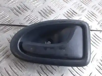 Автозапчастина б/у усередині передня права ручка для RENAULT CLIO II FASE II (B/CB0) Authentique Посилання на OEM IAM 8200028995  