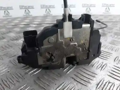 Second-hand car spare part rear right door lock for renault clio iii pack dynamique oem iam references   