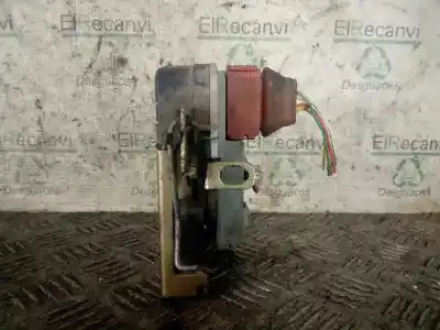 Peça sobressalente para automóvel em segunda mão fechadura da porta dianteira direita por peugeot 306 break boulebard referências oem iam   