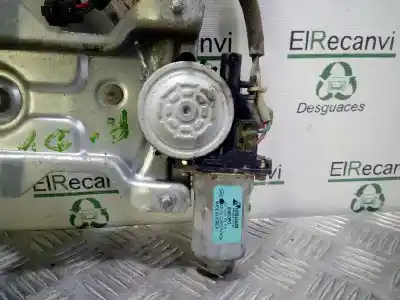 Peça sobressalente para automóvel em segunda mão ELEVADOR DE VIDROS TRASEIRO DIREITO por KIA RIO  Referências OEM IAM XH003PO  2 PINS