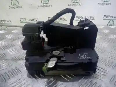 Peça sobressalente para automóvel em segunda mão fechadura da porta dianteira direita por opel meriva blue line referências oem iam 13154792  
