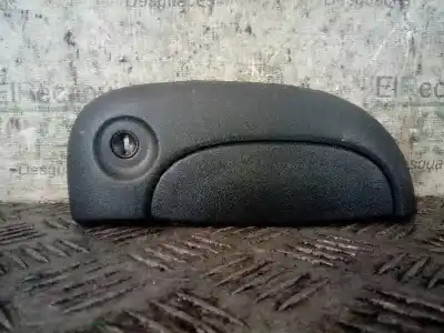 Recambio de automóvil de segunda mano de MANETA EXTERIOR DELANTERA DERECHA para RENAULT KANGOO (F/KC0)  referencias OEM IAM 7700354479  