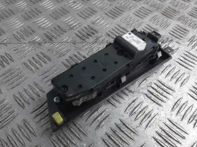 Second-hand car spare part left front power window switch for toyota corolla (e12) 2.0 d-4d linea sol berlina oem iam references 54355667b  7423202270