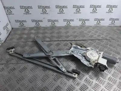 Second-hand car spare part driver left window regulator for toyota corolla (e12) 2.0 d-4d linea sol berlina oem iam references 6982002130  