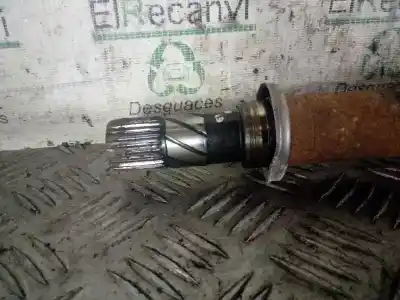 Second-hand car spare part front right transmission for renault clio iii exception oem iam references 8200378880  