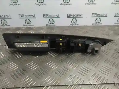 Автозапчастина б/у передні вікний вмикач для AUDI A8 (D2) 3.7 V8 40V Посилання на OEM IAM   