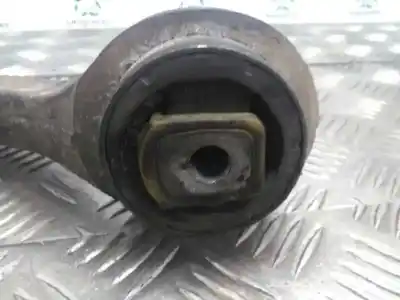 Peça sobressalente para automóvel em segunda mão braço de suspensão inferior esquerdo dianteiro por audi a4 b5 (8d2) 1.8 t quattro referências oem iam 4d0407695j  