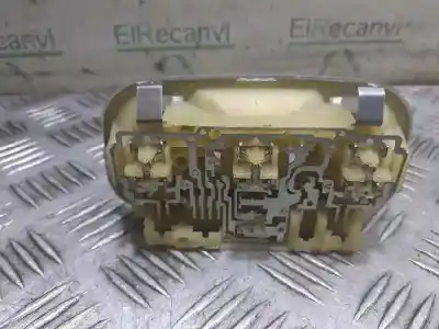 Second-hand car spare part Interior Light for CITROEN C3 PICASSO Exclusive OEM IAM references 9680713880  