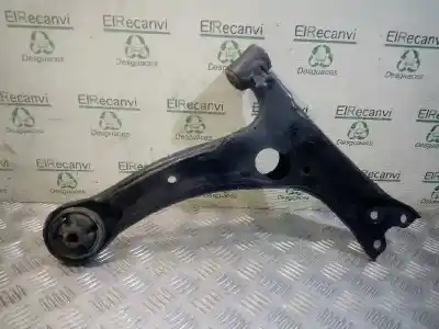 Peça sobressalente para automóvel em segunda mão braço de suspensão inferior esquerdo dianteiro por toyota corolla (e12) 2.0 d-4d linea luna berlina referências oem iam   