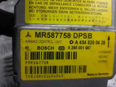 Pièce détachée automobile d'occasion Boitier De Commande D'airbag pour SMART FORFOUR (454) 1.5 CDI (454.001) Références OEM IAM A4548200426  0285001687