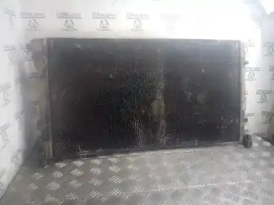 Pezzo di ricambio per auto di seconda mano Radiatore D Acqua per OPEL MOVANO (2004 =>) Bus L3H2 3.9t 101 CV / 74 KW Riferimenti OEM IAM   