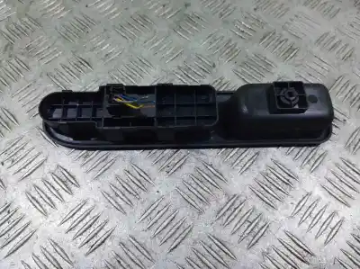 Peça sobressalente para automóvel em segunda mão Botão / Interruptor Elevador Vidro Dianteiro Direito por PEUGEOT 307 BREAK / SW (S1) BREAK XS Referências OEM IAM 96351625XT   Peça sobressalente para automóvel em segunda mão Botão / Interruptor Elevador Vidro Dianteiro Direito por PEUGEOT 307 BREAK / SW (S1) BREAK XS Referências OEM IAM 96351625XT