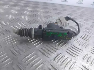 Pezzo di ricambio per auto di seconda mano motore chiusura centrale posteriore destro per tata indigo marina 10.77/63 riferimenti oem iam 