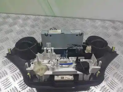 Автозапчастина б/у контроль опалення / кондиціонації для toyota yaris (ncp1/nlp1/scp1) 1.0 linea luna посилання на oem iam 8611052011b0