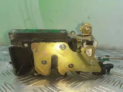 Second-hand car spare part rear right door lock for daewoo tacuma cdx-plus oem iam references   