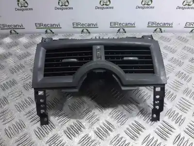 Pièce détachée automobile d'occasion grille d'aération pour renault megane ii familiar authentique confort références oem iam a1026774  
