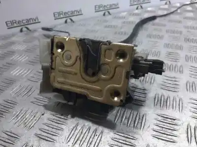 Second-hand car spare part left front door lock for renault clio ii fase i (b/cbo) 1.2 alize oem iam references 