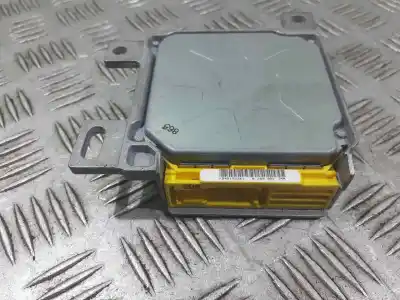 Автозапчастина б/у блок управління подушками безпеки для RENAULT CLIO II FASE I (B/CBO) 1.4 Alize 75 CV / 55 KW Посилання на OEM IAM 7700426752B  0285001155