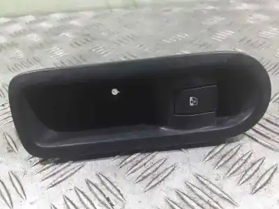 Pièce détachée automobile d'occasion COMMANDE DE LÈVE VITRE ARRIÈRE GAUCHE pour RENAULT MEGANE II BERLINA 5P  Références OEM IAM 156015540  