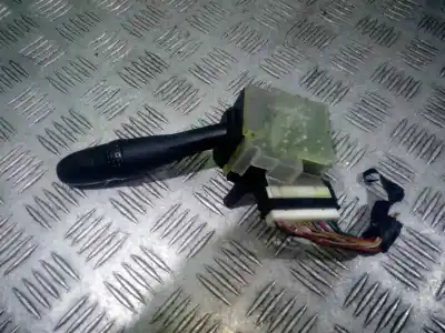 Peça sobressalente para automóvel em segunda mão Comutador De Limpa Vidros por KIA PICANTO 1.1 Active Referências OEM IAM 75733A  