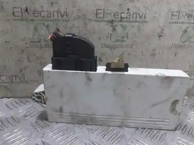 Peça sobressalente para automóvel em segunda mão  por BMW SERIE 1 BERLINA (E81/E87)  Referências OEM IAM 61356964051 CAS 2 5WK49412GBF