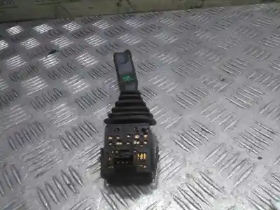 Peça sobressalente para automóvel em segunda mão Comutador De Limpa Vidros por OPEL COMBO Familiar Referências OEM IAM 09185414  